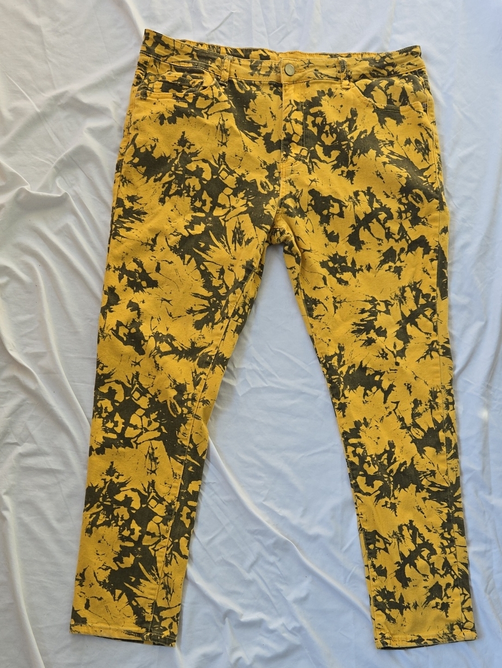 Men's Graphic Yellow Jeans With Black Painterly Marks All Over Front&Back